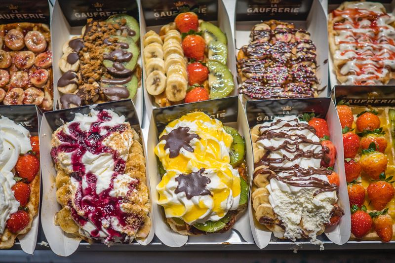 お菓子メインのパスティチェリア(PASTICCERIA)